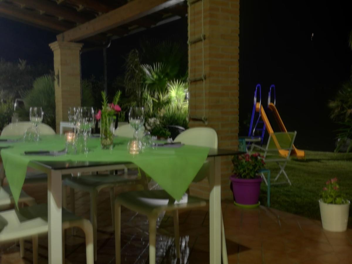B&B Villa Molinari Restaurant E Baby Park Campagna Exterior foto